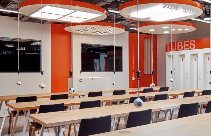 Studio Bachmannkern GmbH | LEDVANCE | Meeting Area Hauptquartier M&uuml;nchen